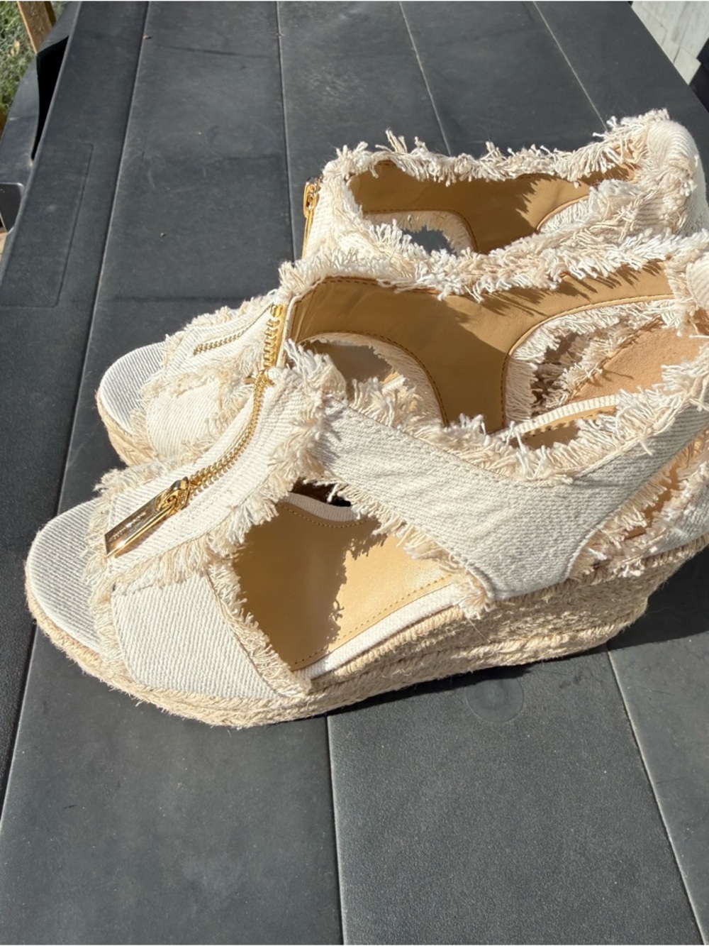 Michael Kors Cream Frayed Zip-Front Wedge Sandals - Picture 3 of 11